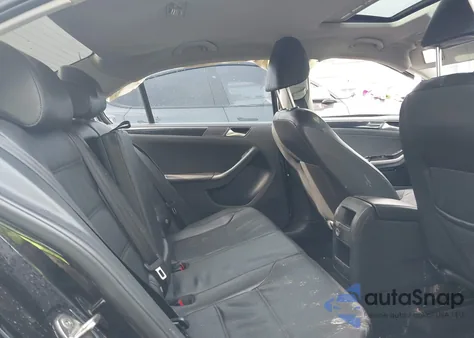 2015 Volkswagen Jetta 2.0L Tdi Sel from USA, damaged, VIN 3VWLA7AJXFM249578